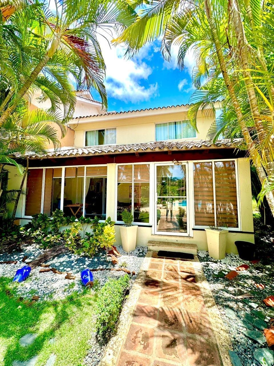 Villa en Metro Country Club; Juan Dolio