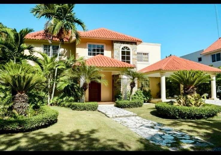 Villa de Lujo en Metro Country Club, Juan Dolio