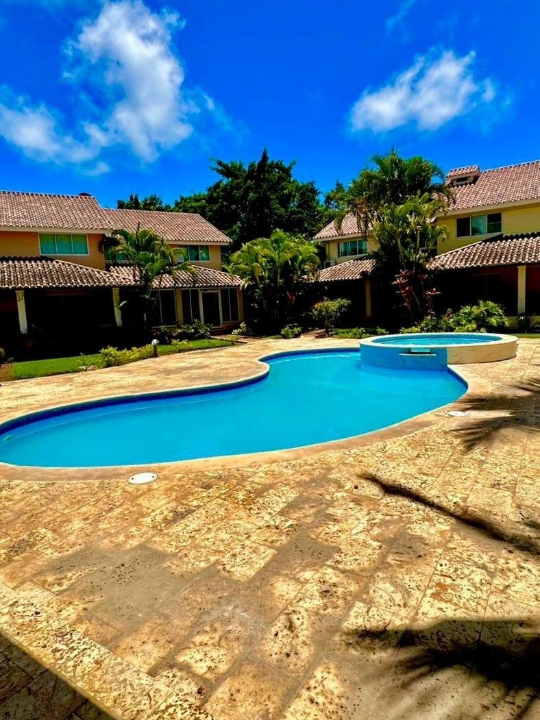Villa en Metro Country Club; Juan Dolio