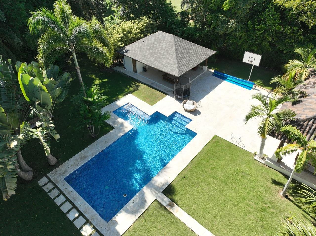 Guavaberry Golf & Resort Club